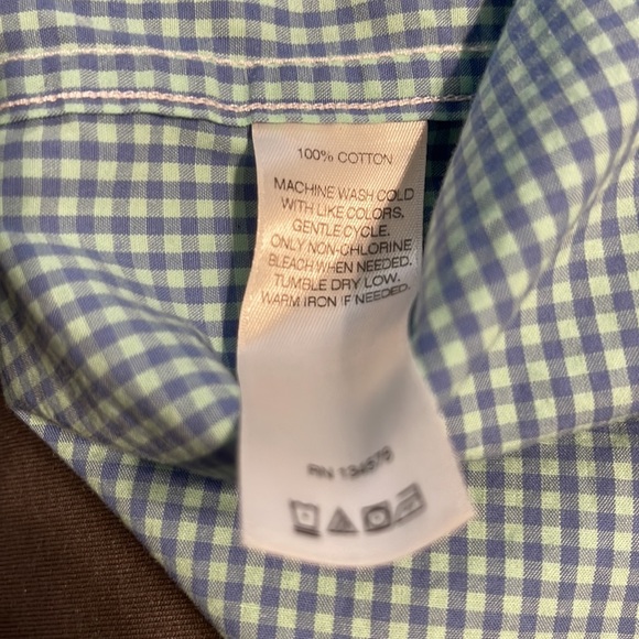 Vineyard vines Youth boy button down shirt - Picture 3 of 7